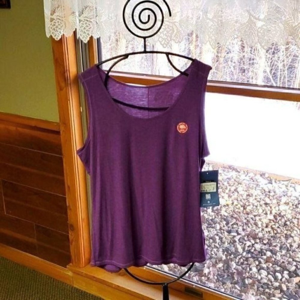 White Sierra Quik Dry Temp Regulation Wrinkle Free Sleeveless Athletic Sz XL Top